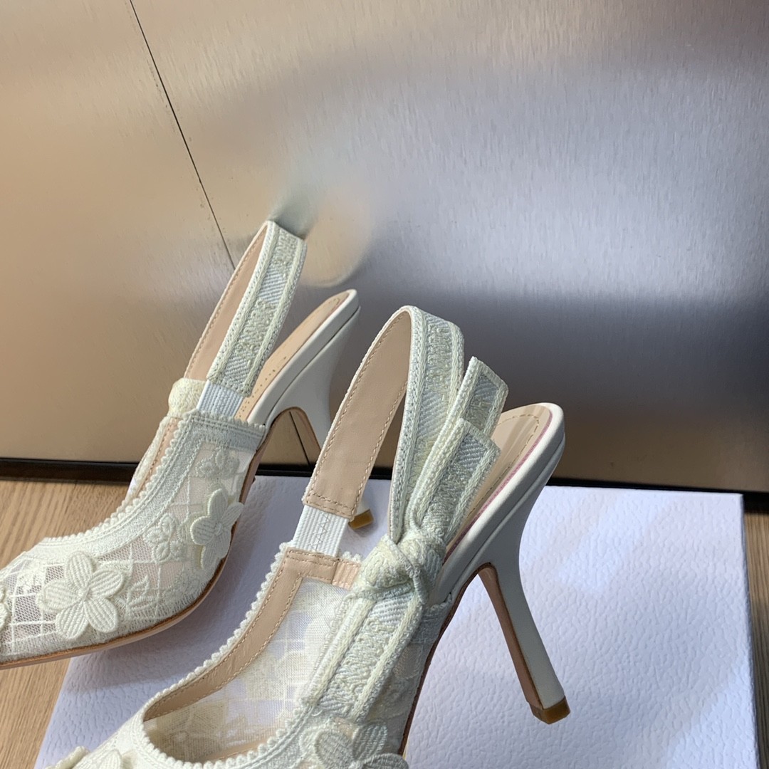 043 37123120 SIZE 33-44