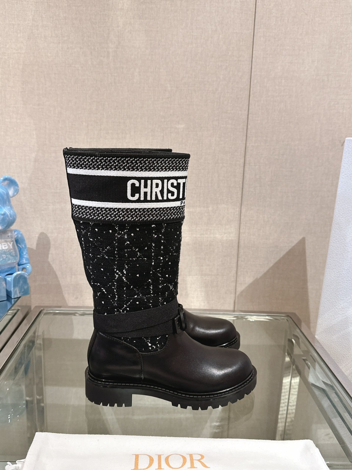 037 46123141 SIZE 35-41