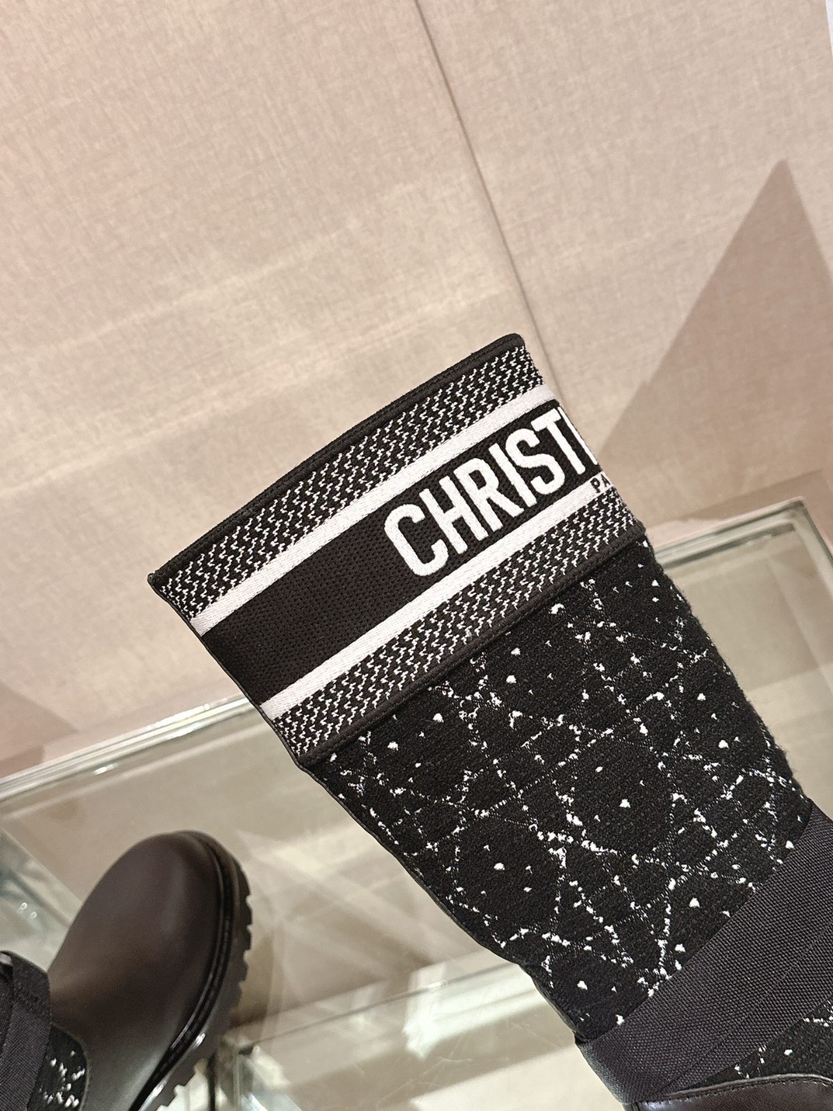 037 46123141 SIZE 35-41