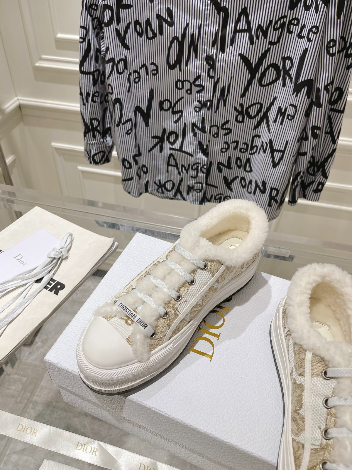 034 38123123 SIZE 35-40