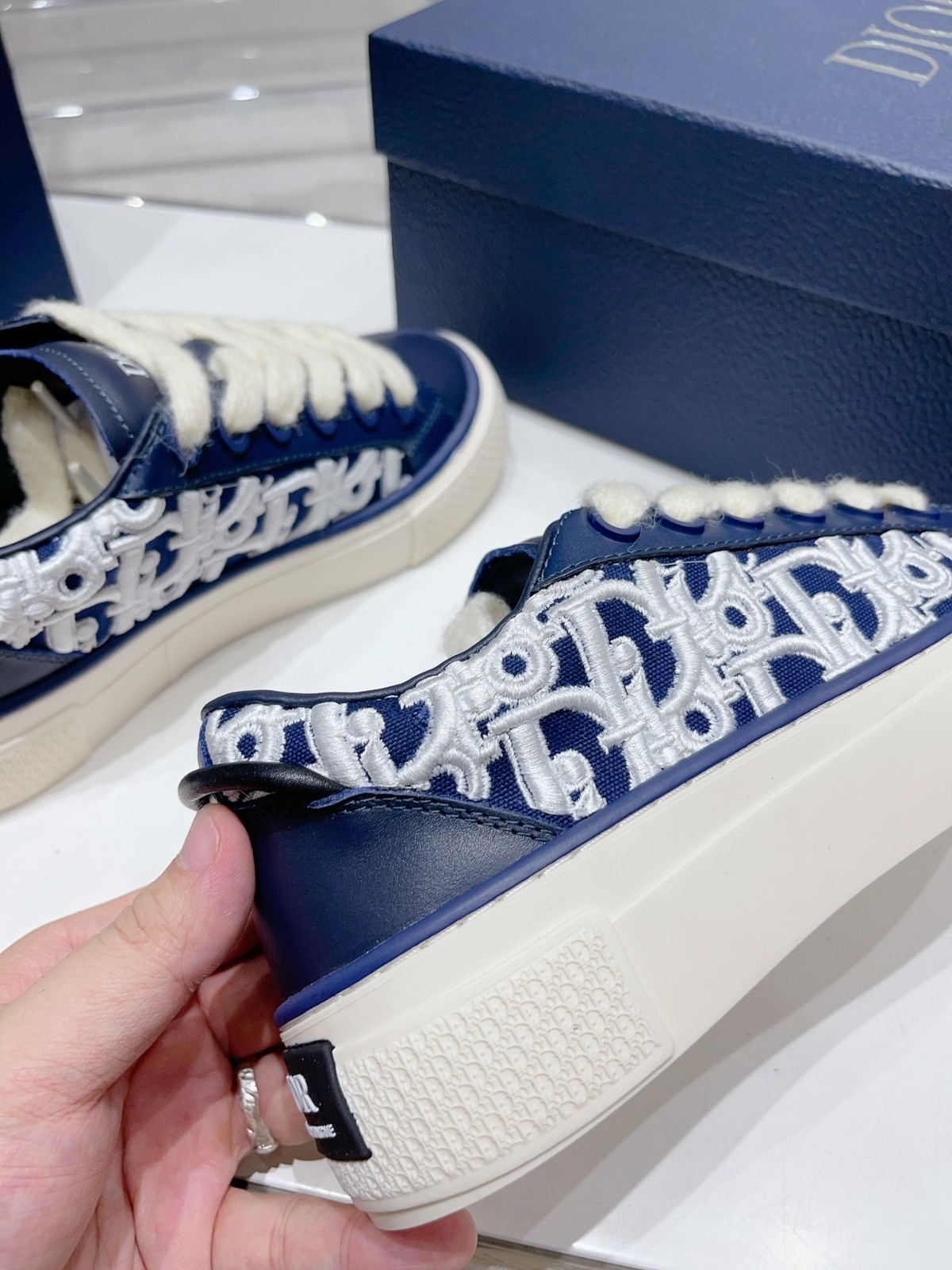 033 38123123 SIZE 38-45