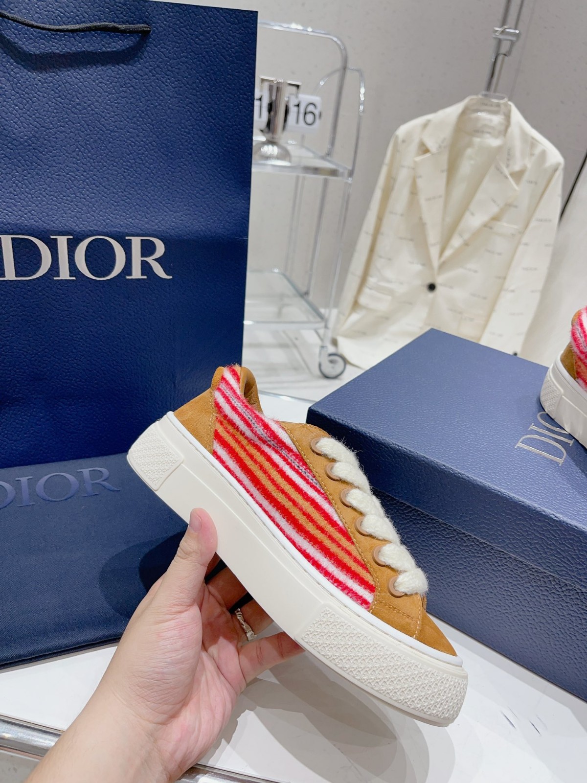 031 38123123 SIZE 38-45