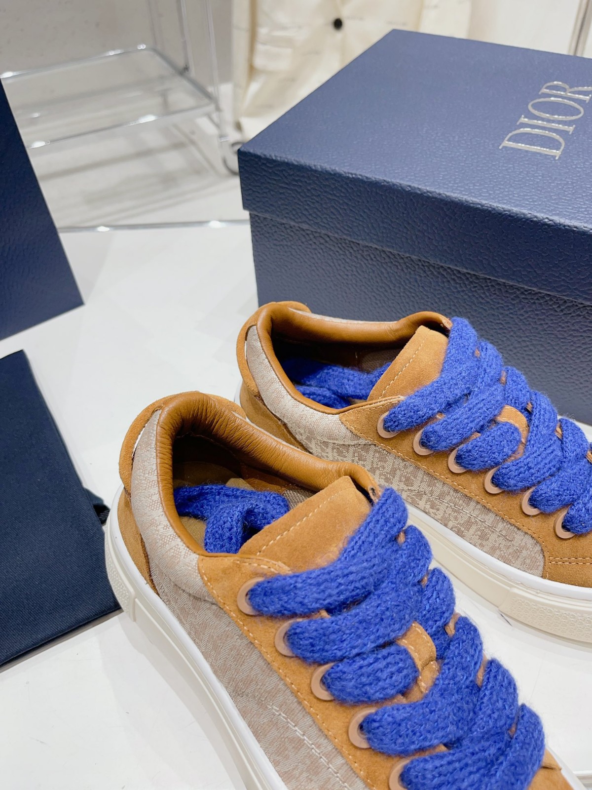 030 38123123 SIZE 38-45