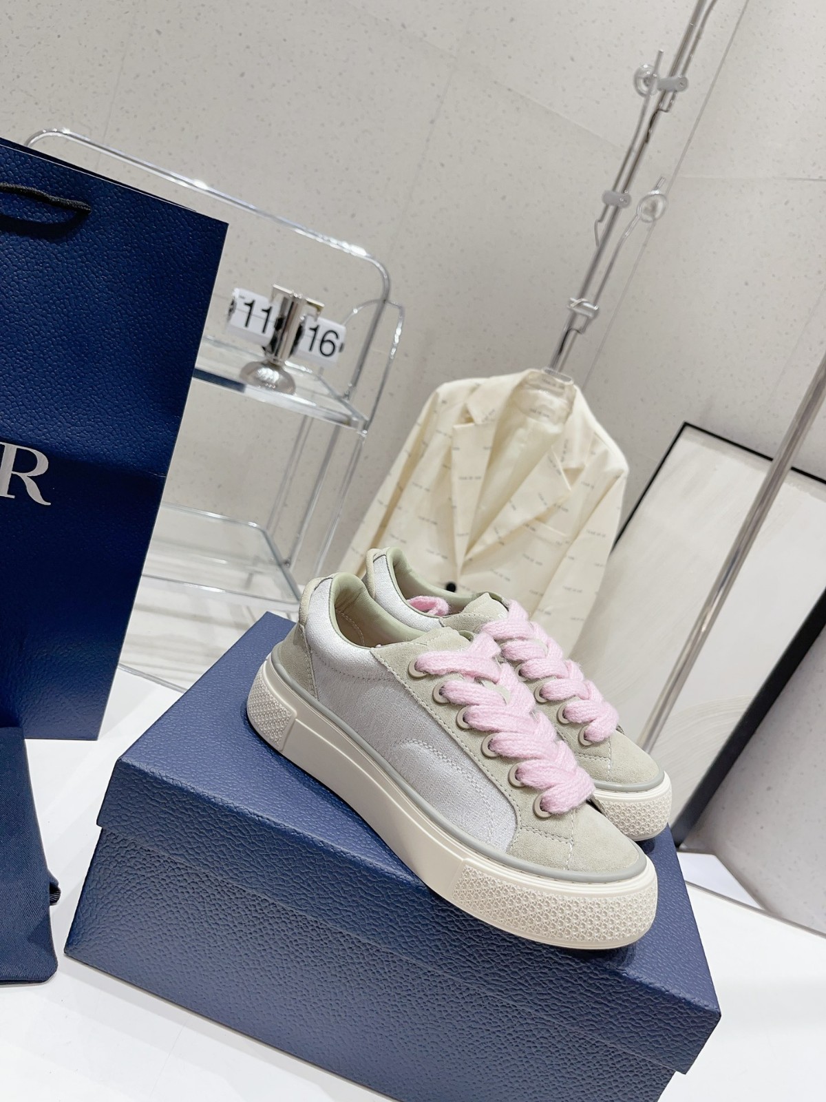 028 38123123 SIZE 38-45