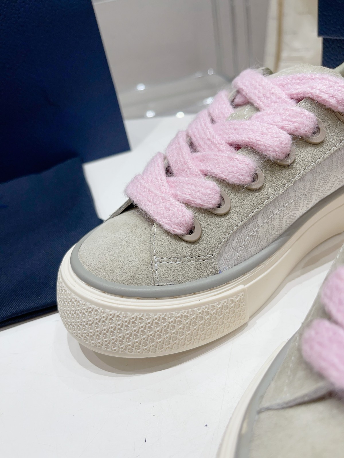 028 38123123 SIZE 38-45