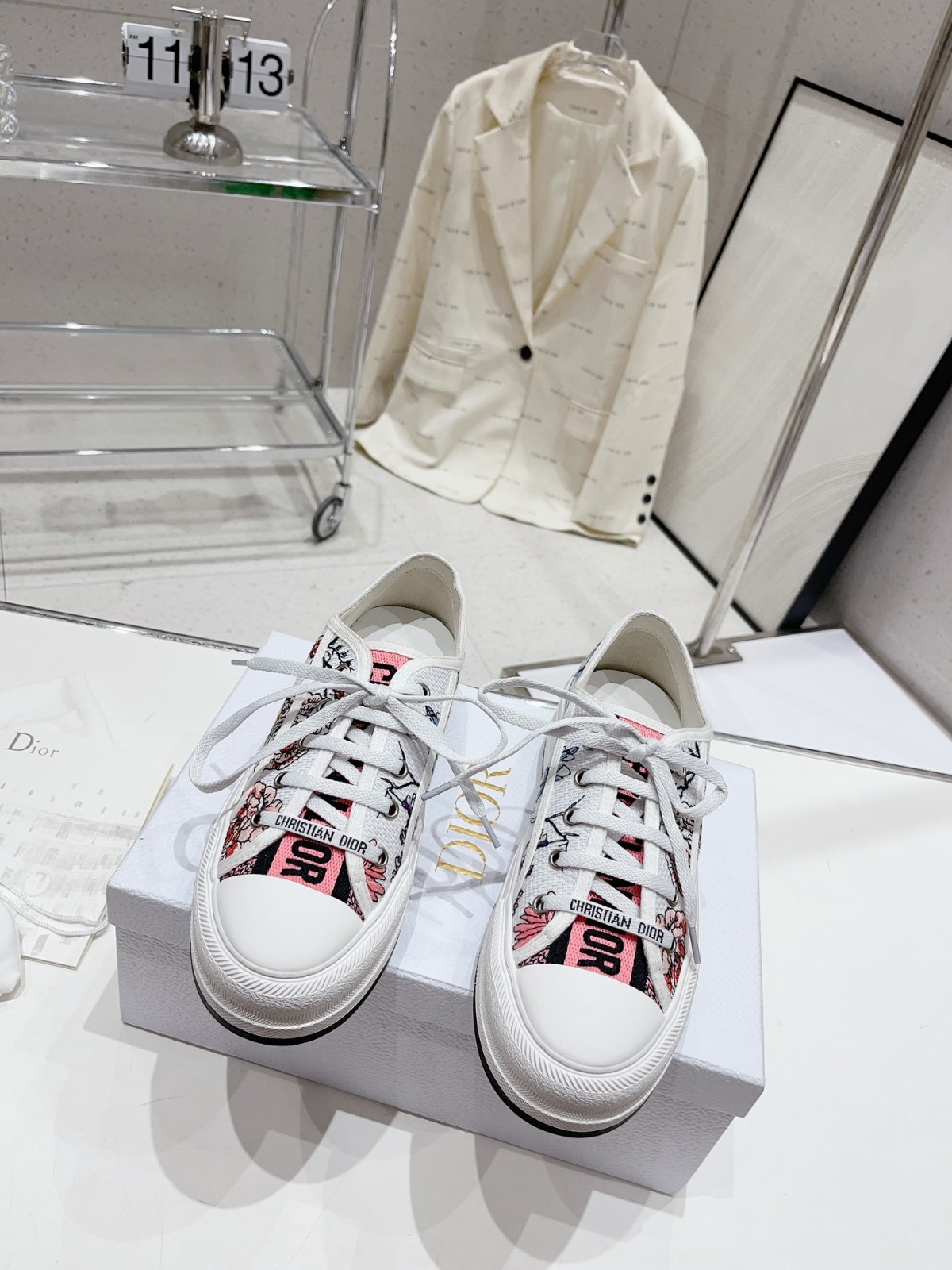 022 34123113 SIZE 35-40