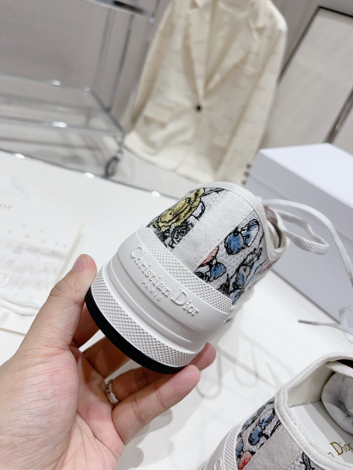 022 34123113 SIZE 35-40