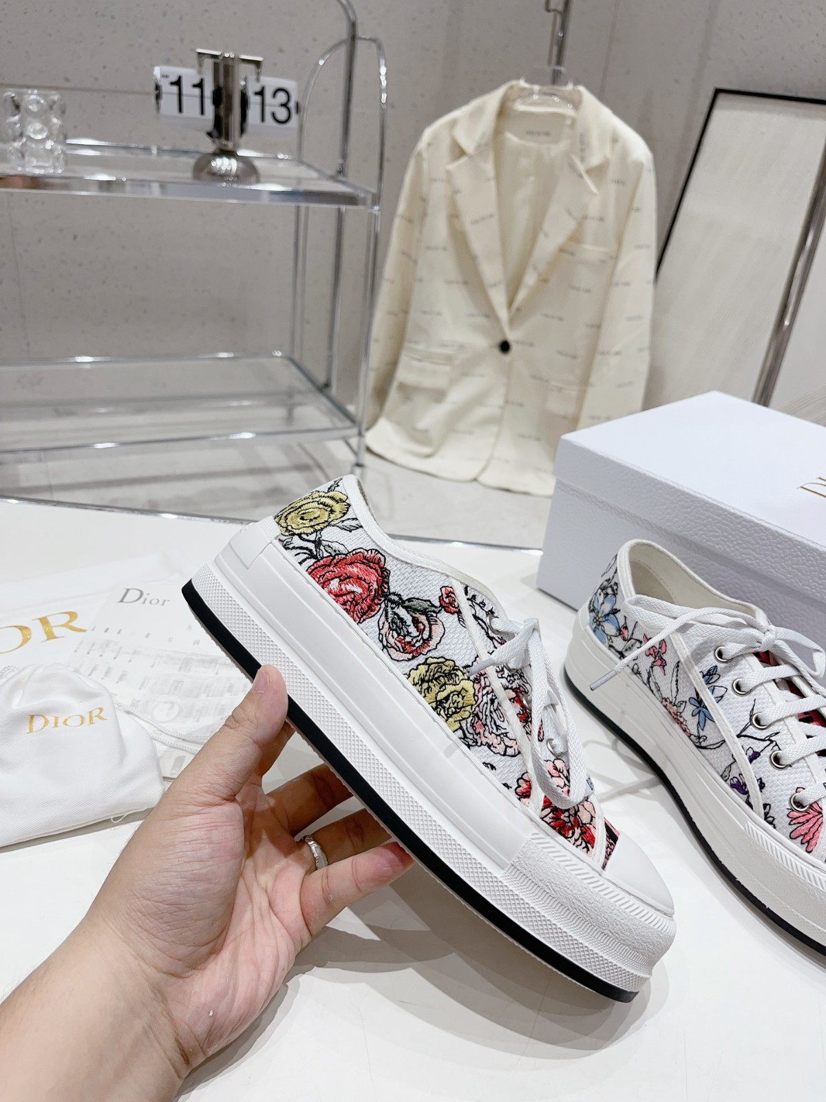 022 34123113 SIZE 35-40