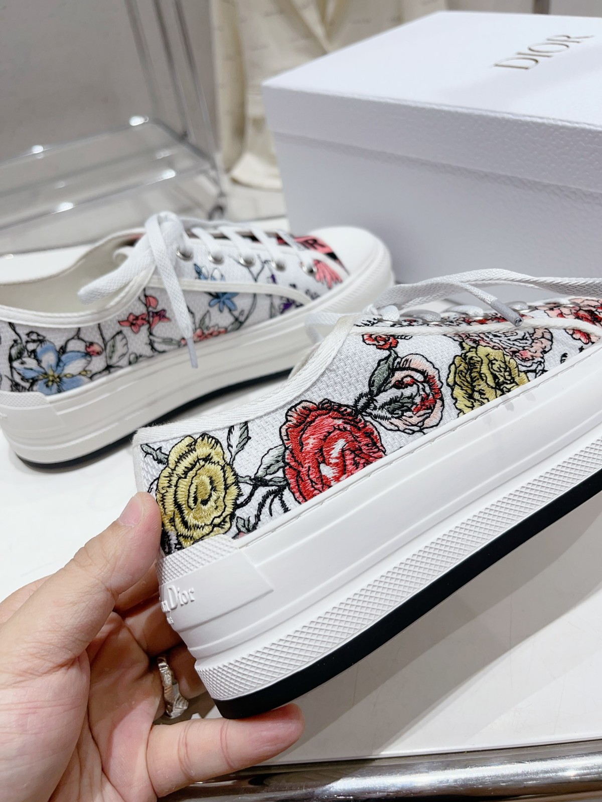 022 34123113 SIZE 35-40