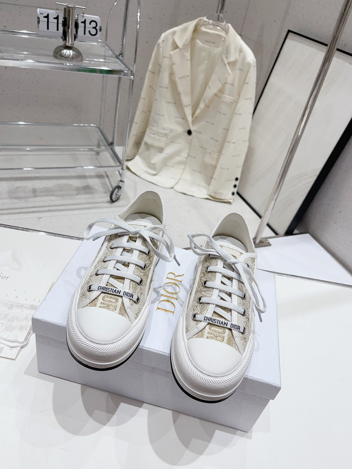 021 34123113 SIZE 35-40