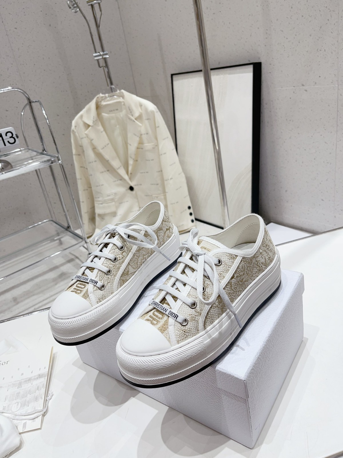 021 34123113 SIZE 35-40