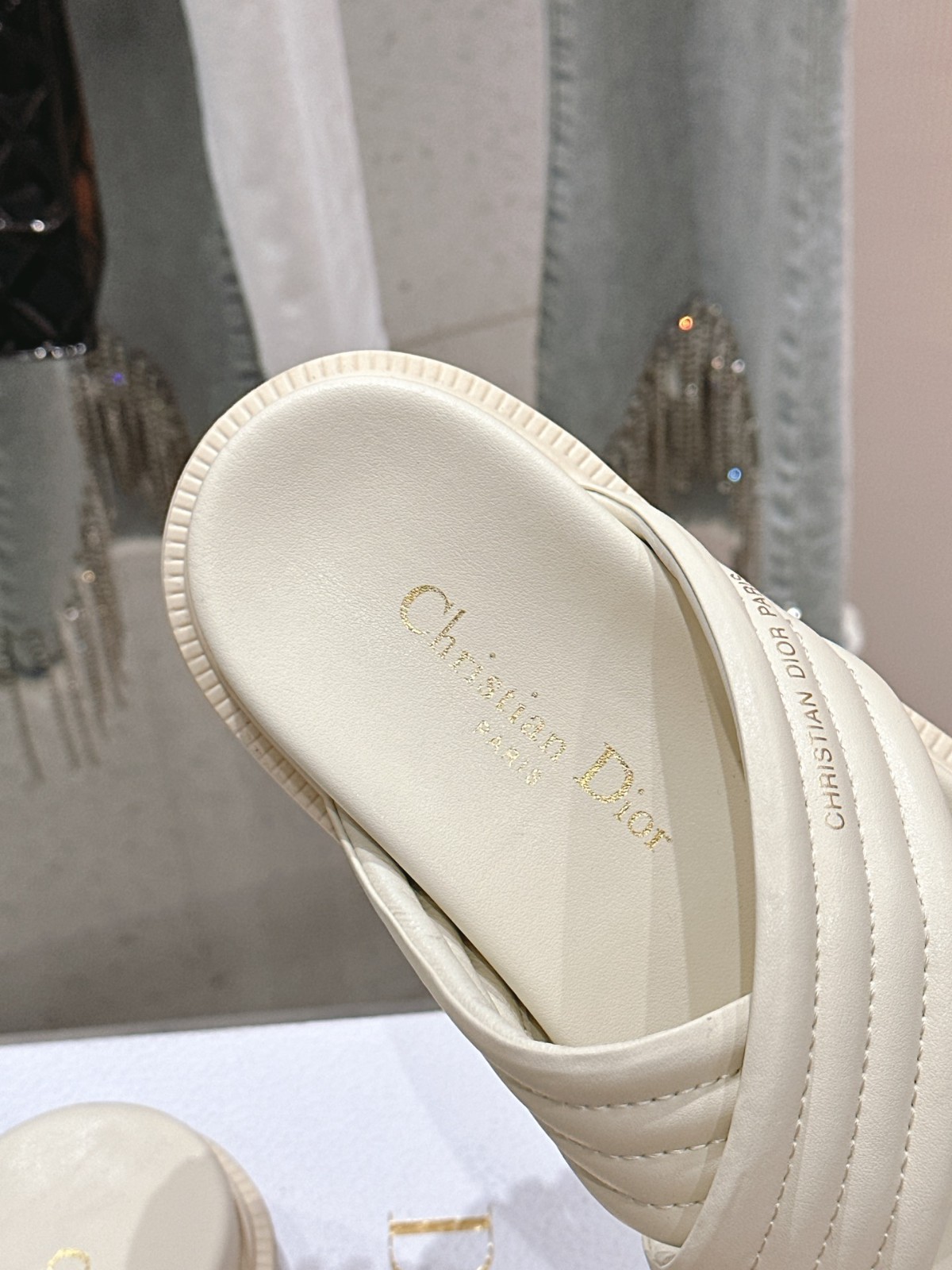 118 30123104 SIZE 35-41