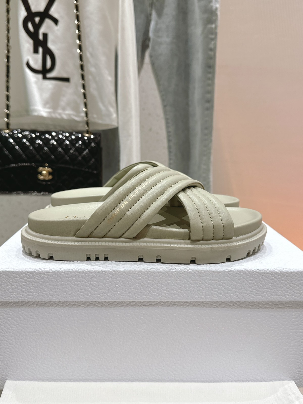 117 30123104 SIZE 35-41
