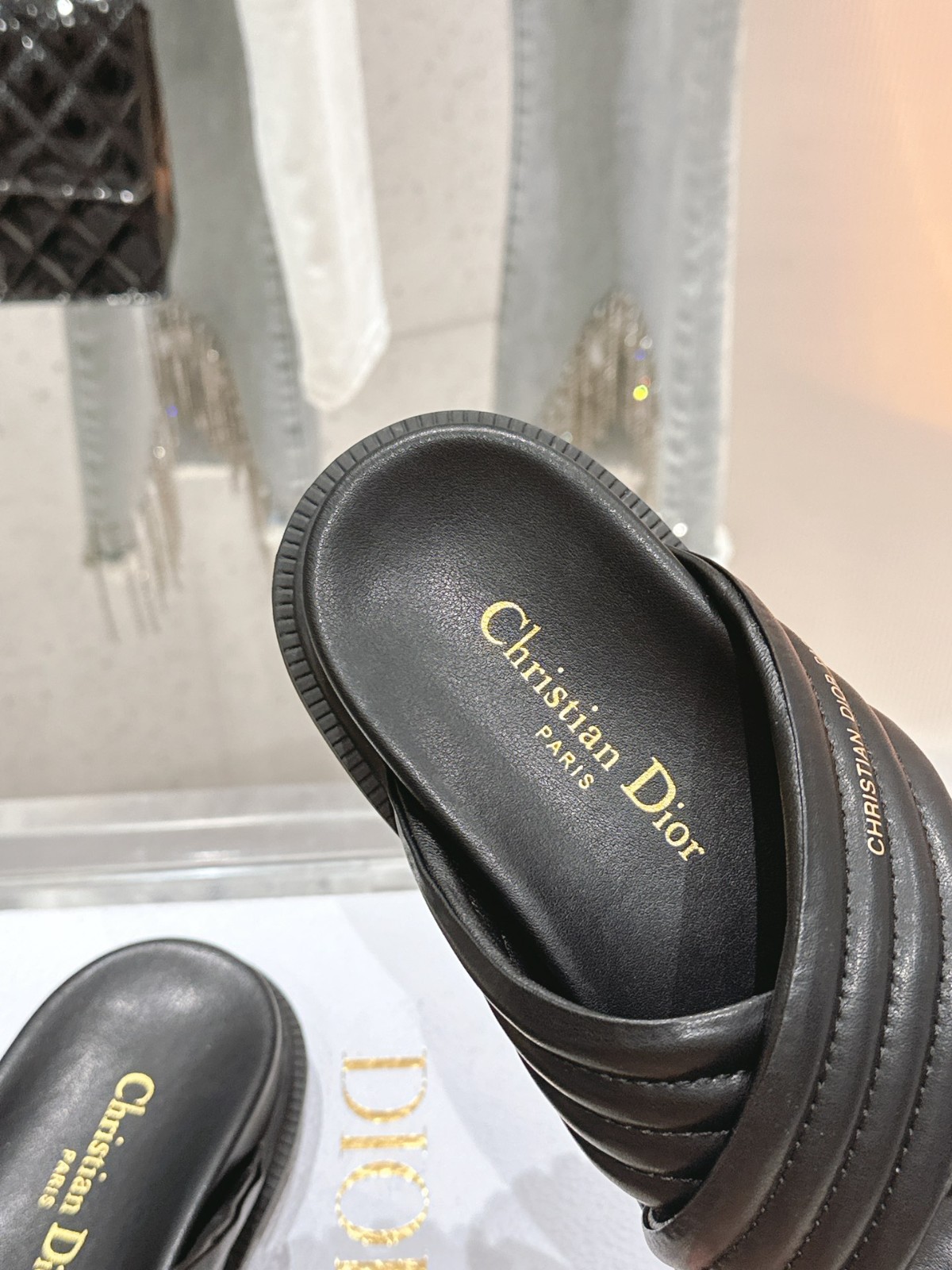 116 30123104 SIZE 35-41