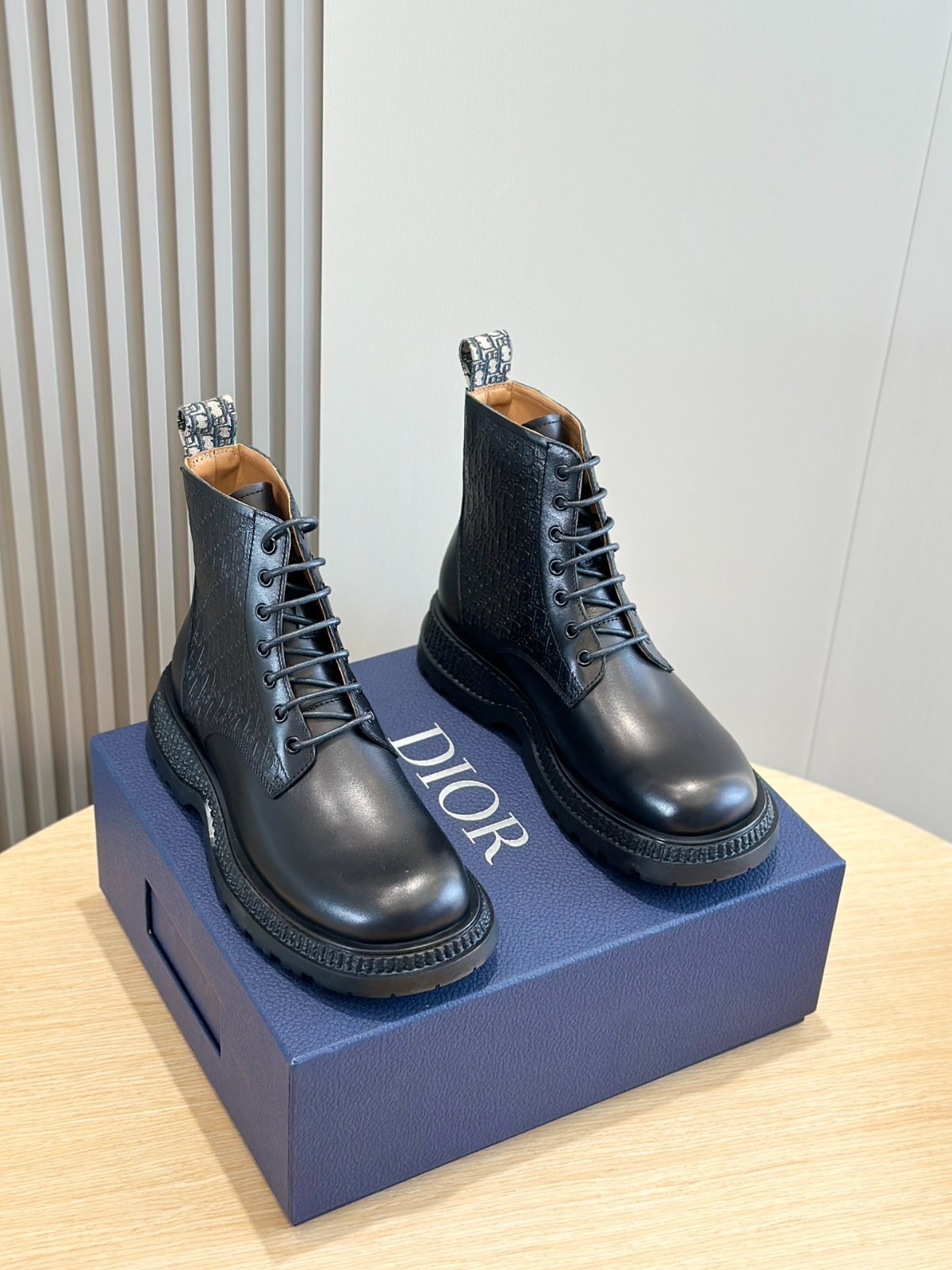 114 48123146 SIZE 38-45