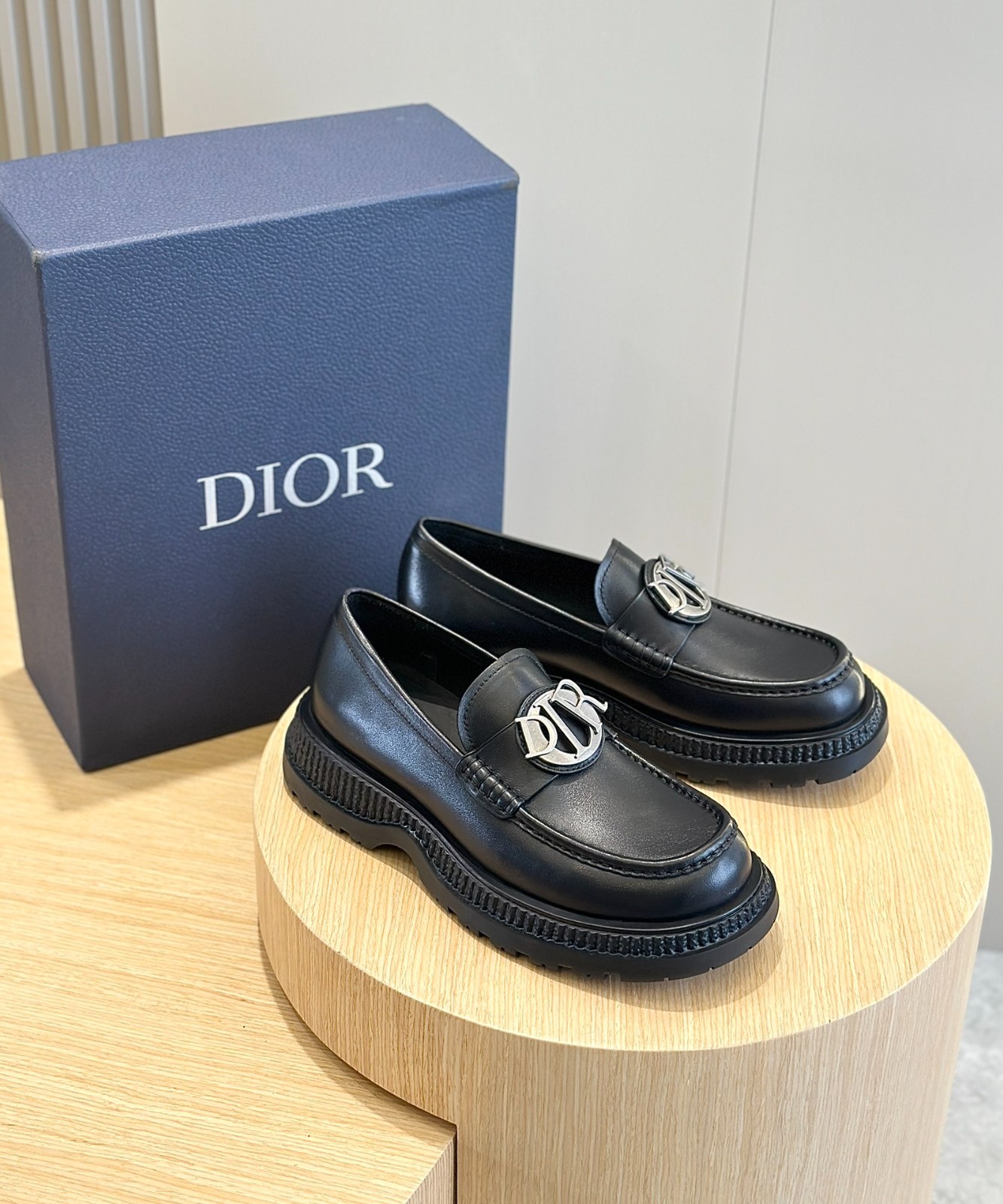101 40123127 SIZE 38-45