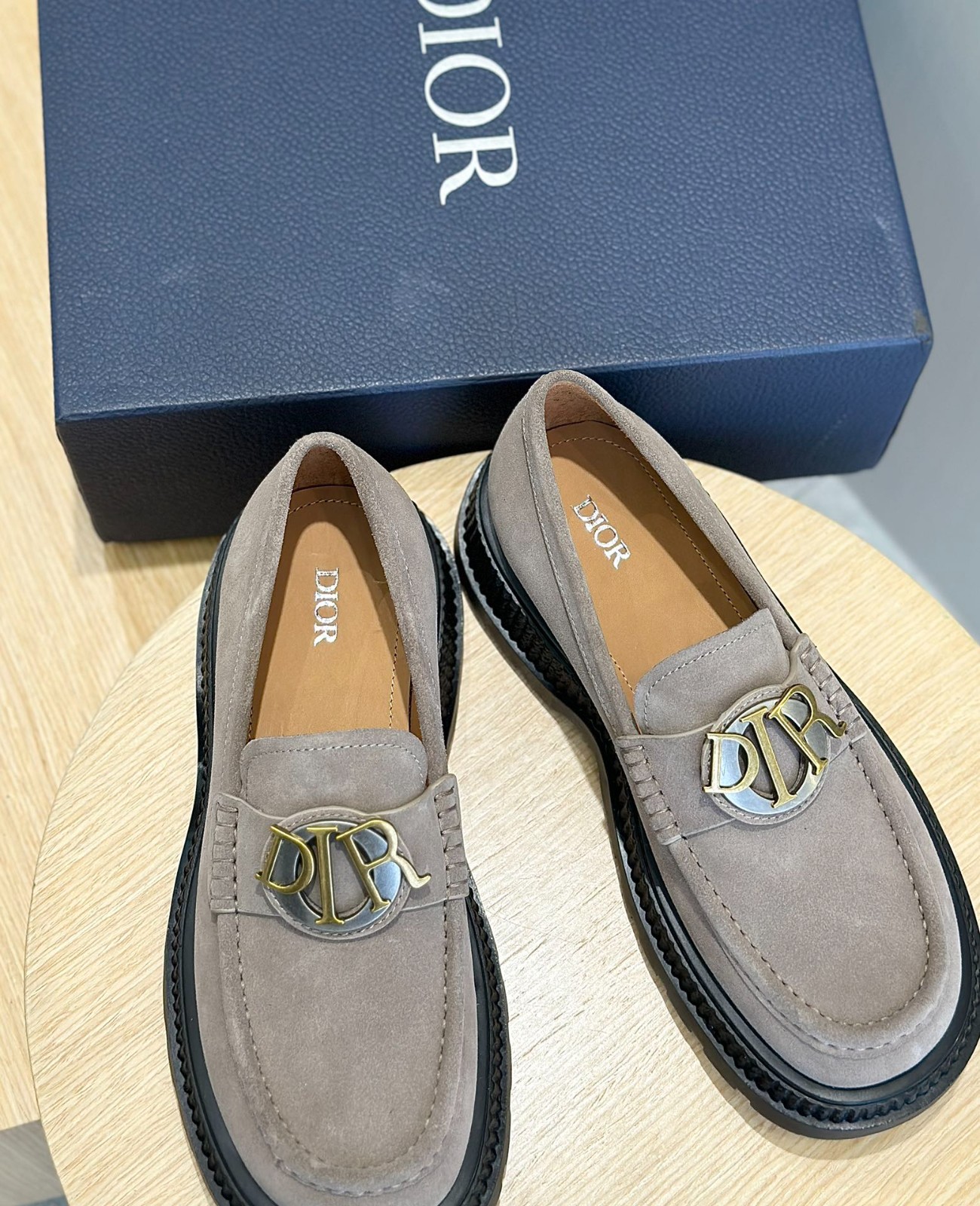 100 40123127 SIZE 38-45