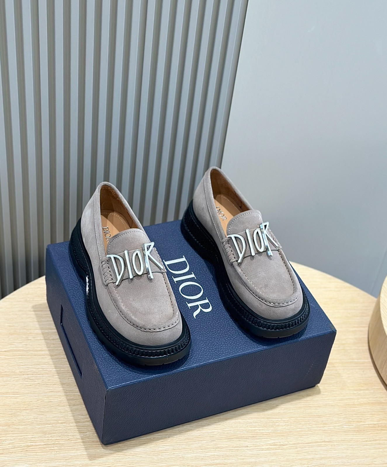 091 40123127 SIZE 38-45