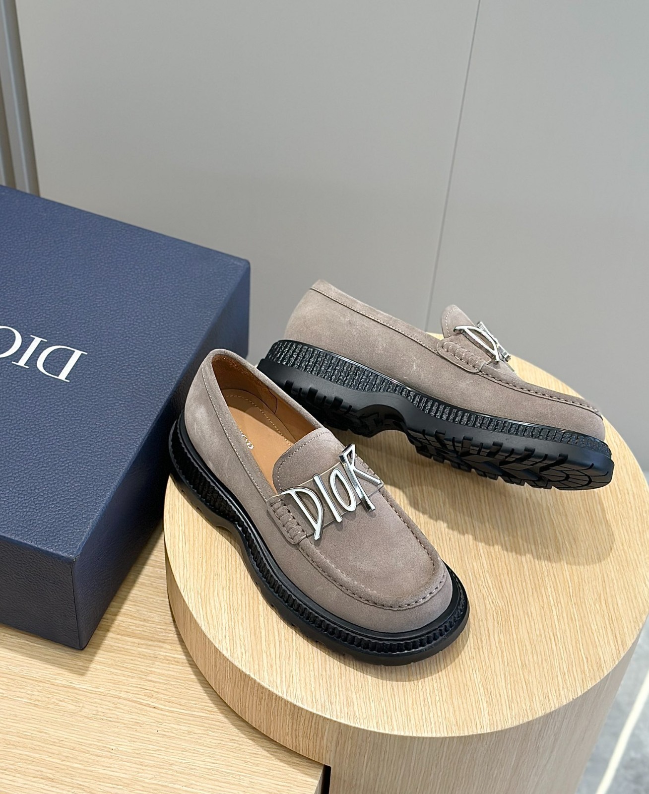 091 40123127 SIZE 38-45