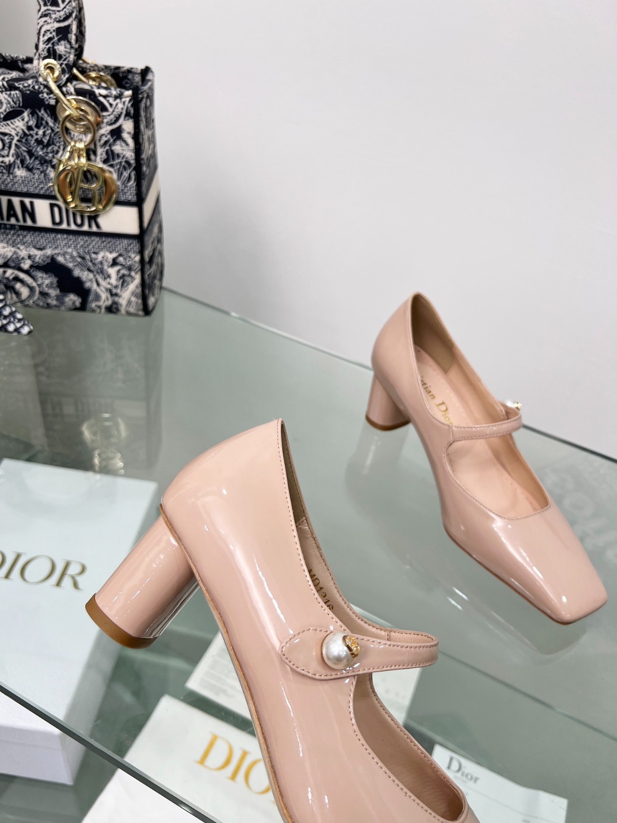 010 33123113 SIZE 34-41