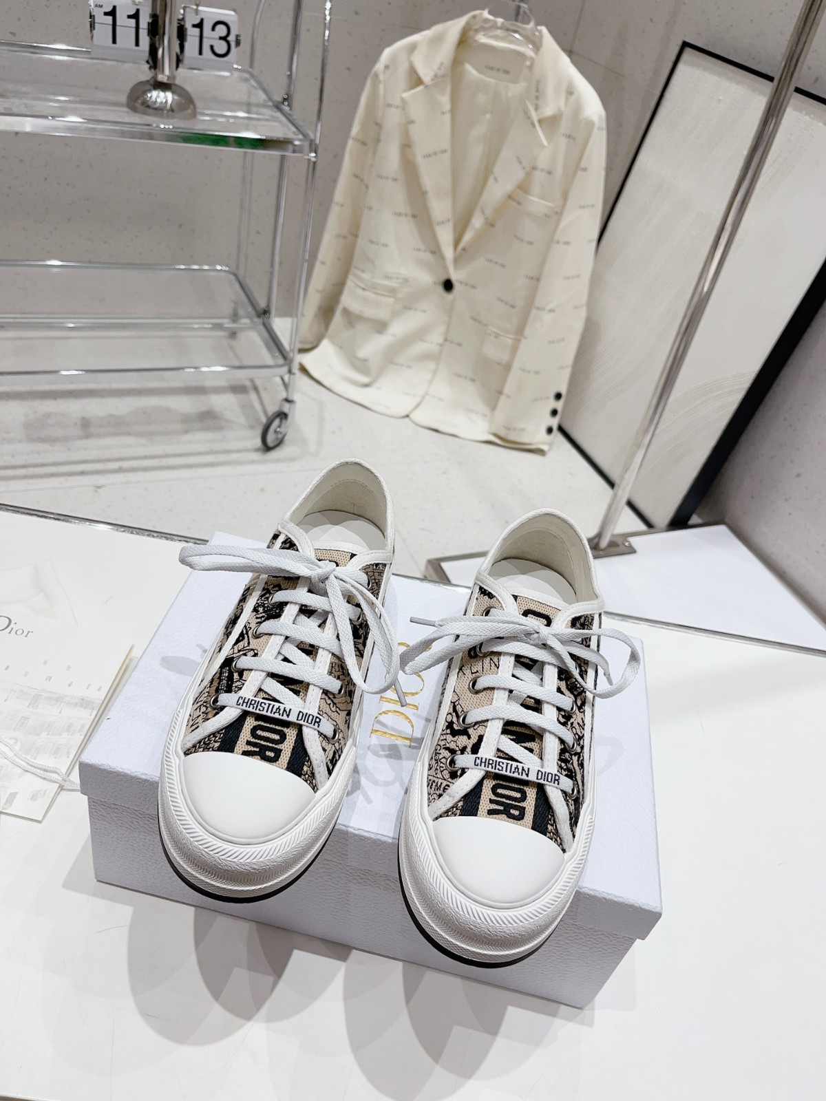 082 34123113 SIZE 35-40