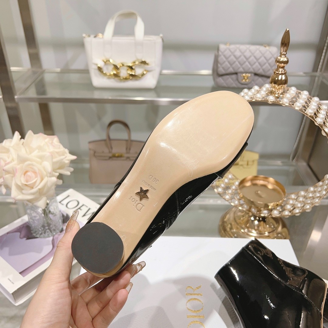 079 39123125 SIZE 35-40