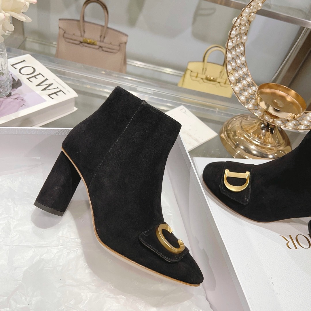 078 39123125 SIZE 35-40