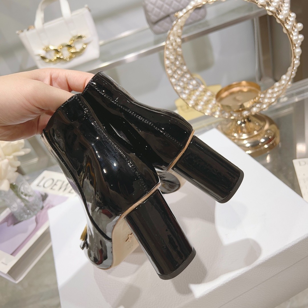 077 39123125 SIZE 35-40