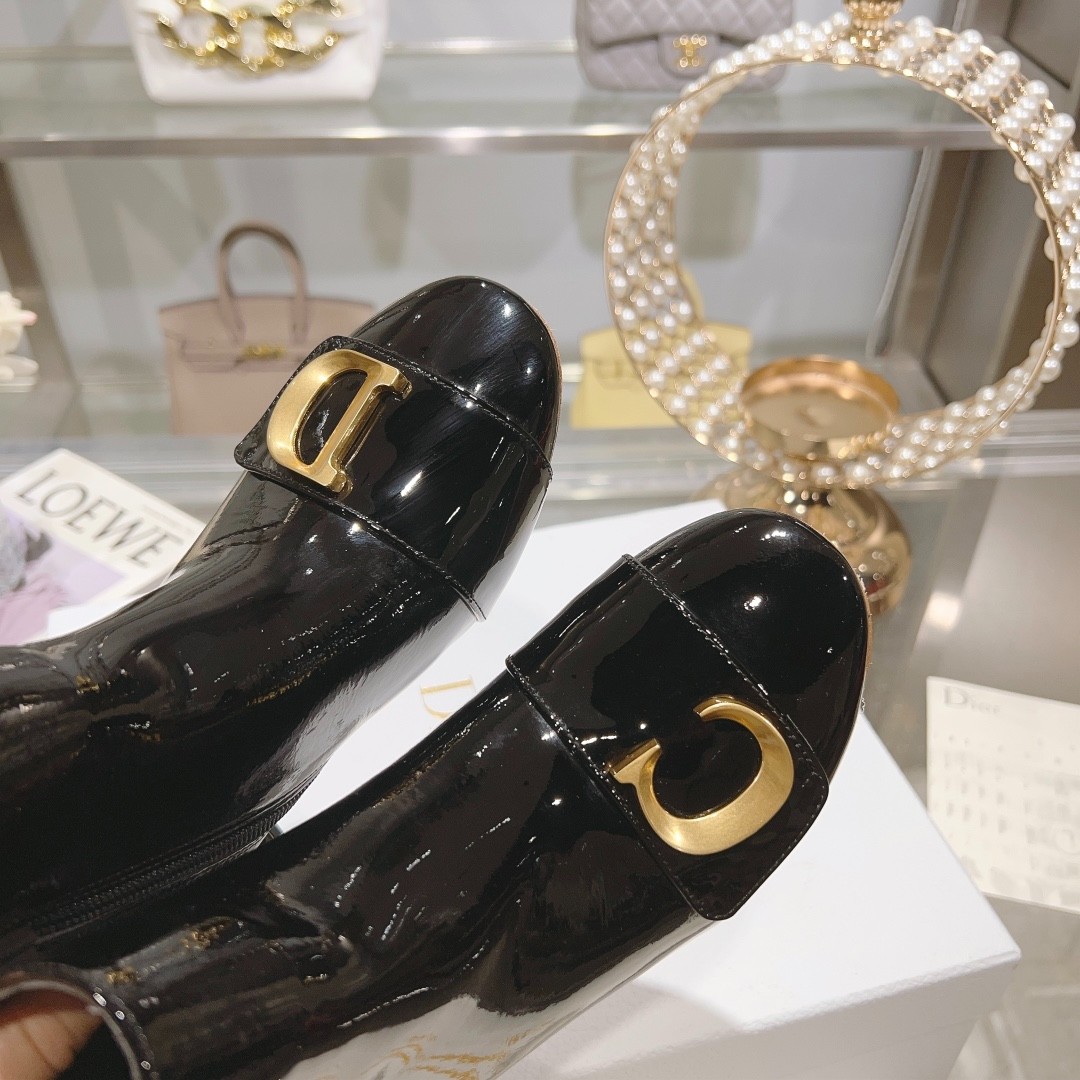 077 39123125 SIZE 35-40