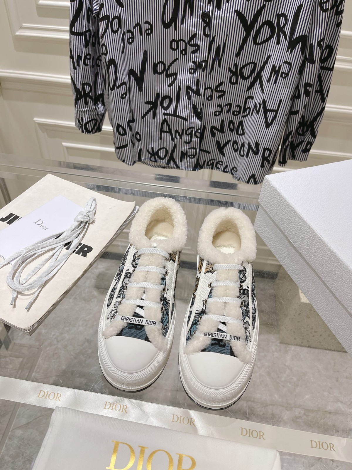 069 38123123 SIZE 35-40