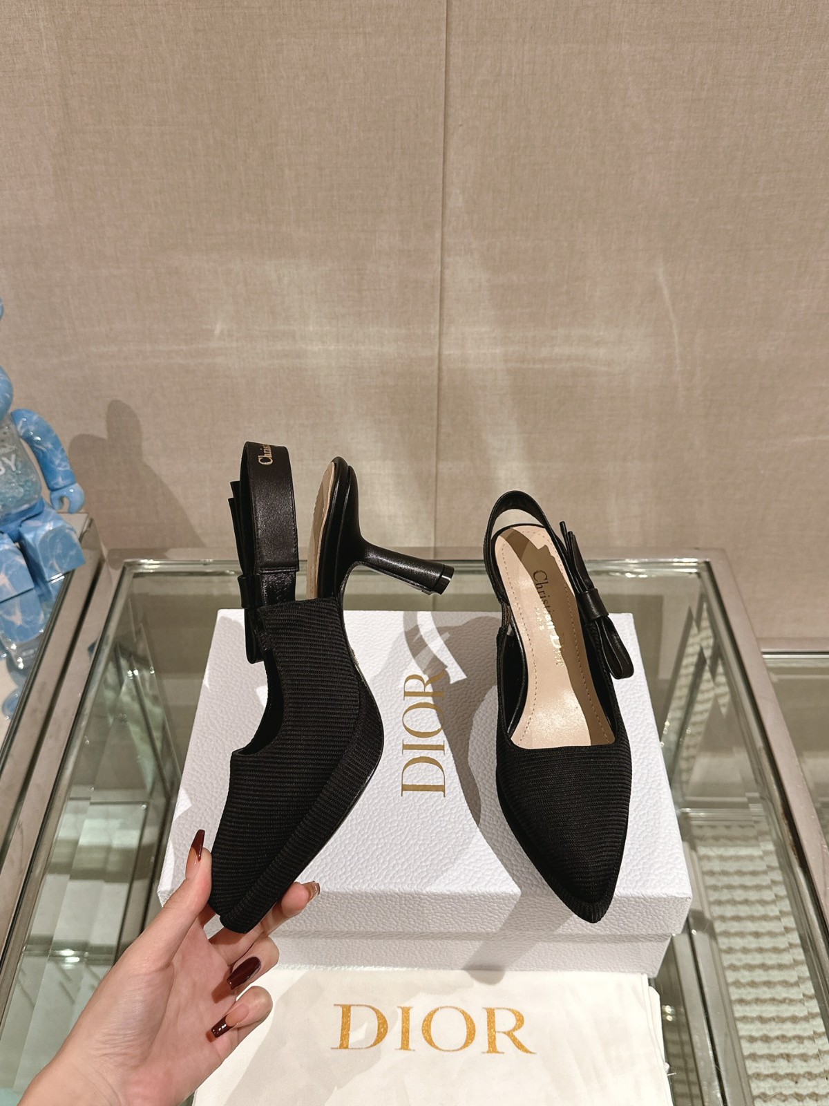056 42123132 SIZE 34-43