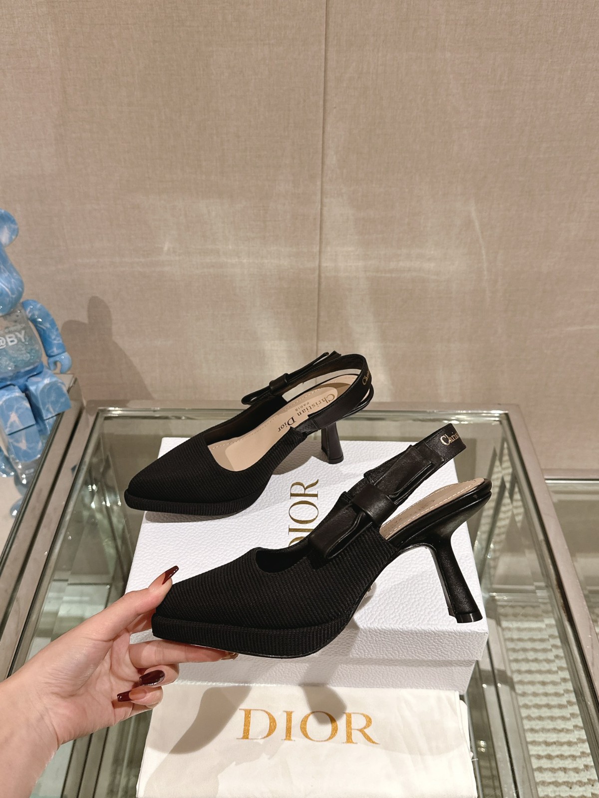 056 42123132 SIZE 34-43