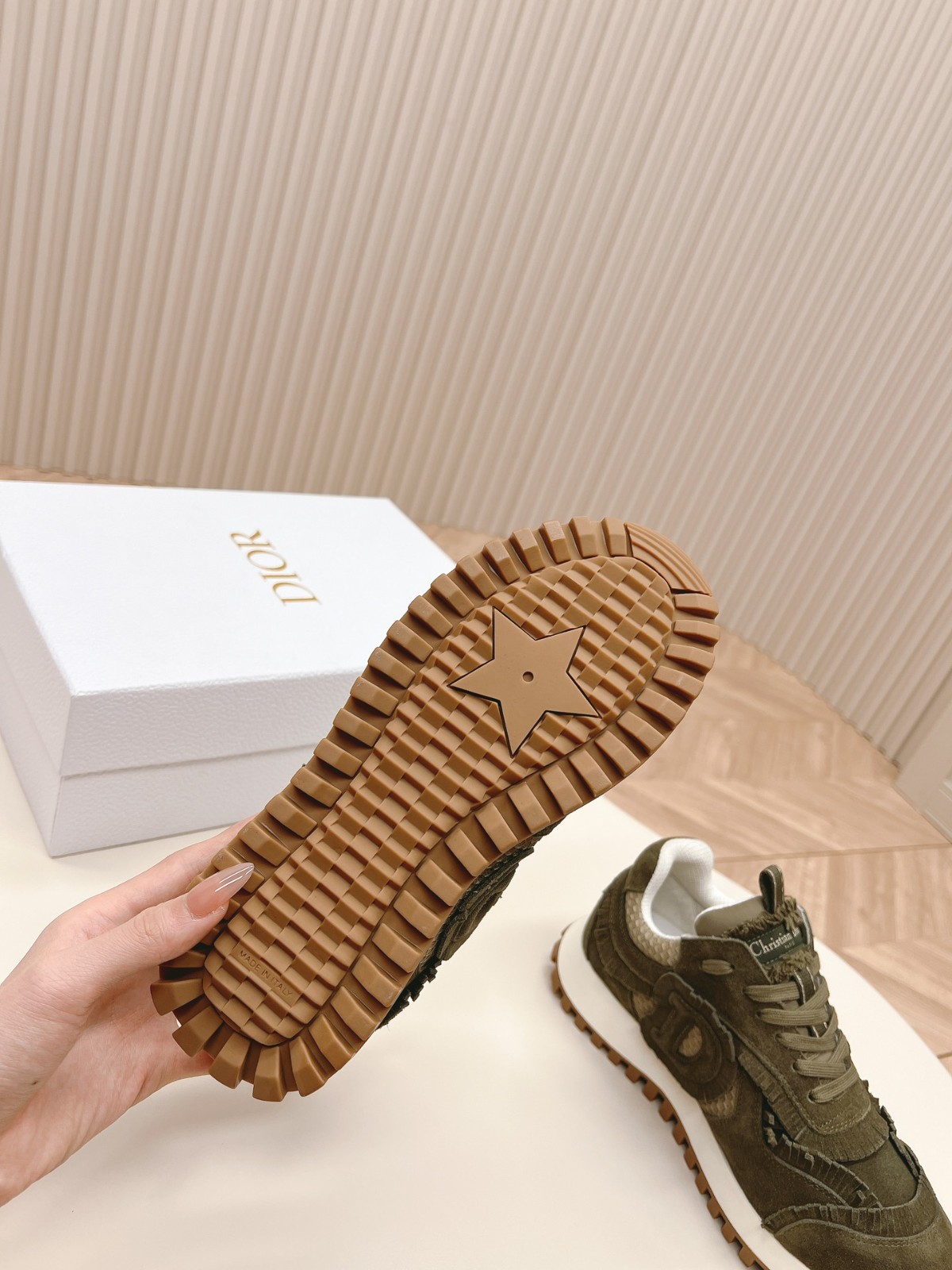 051 35123116  SIZE 35-40