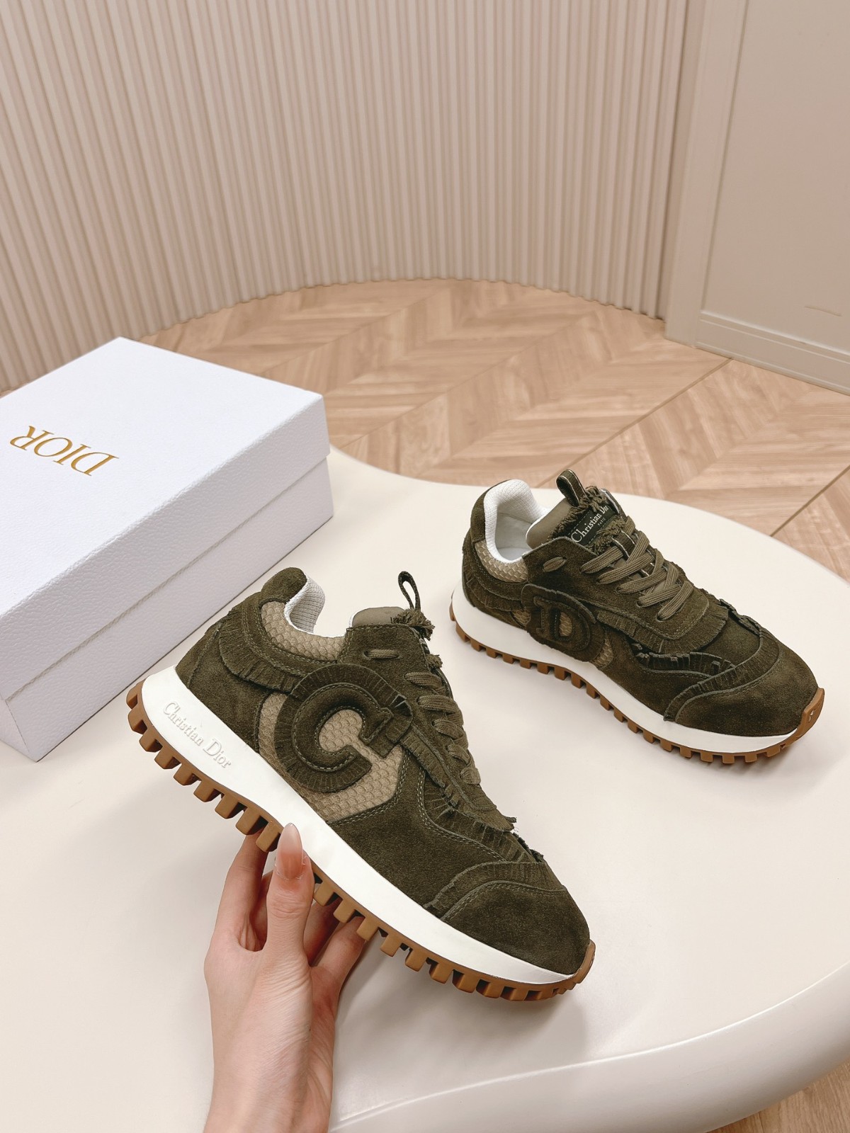 051 35123116  SIZE 35-40