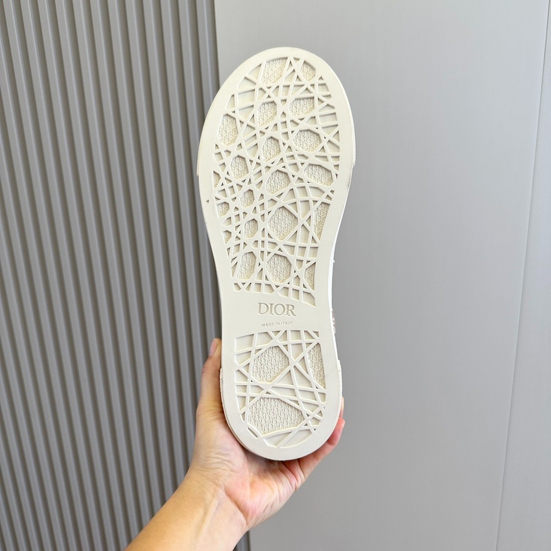 037 42123132 SIZE 35-45