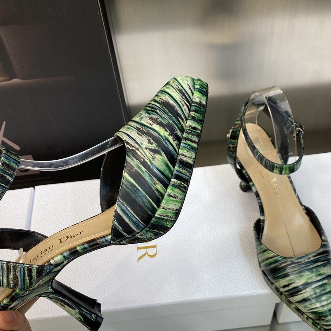 032 38123123 SIZE 34-43