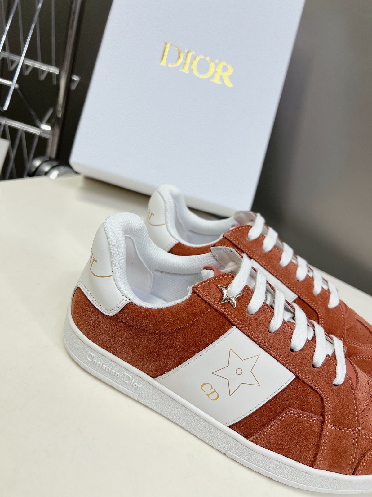 025 37123120 SIZE 35-41