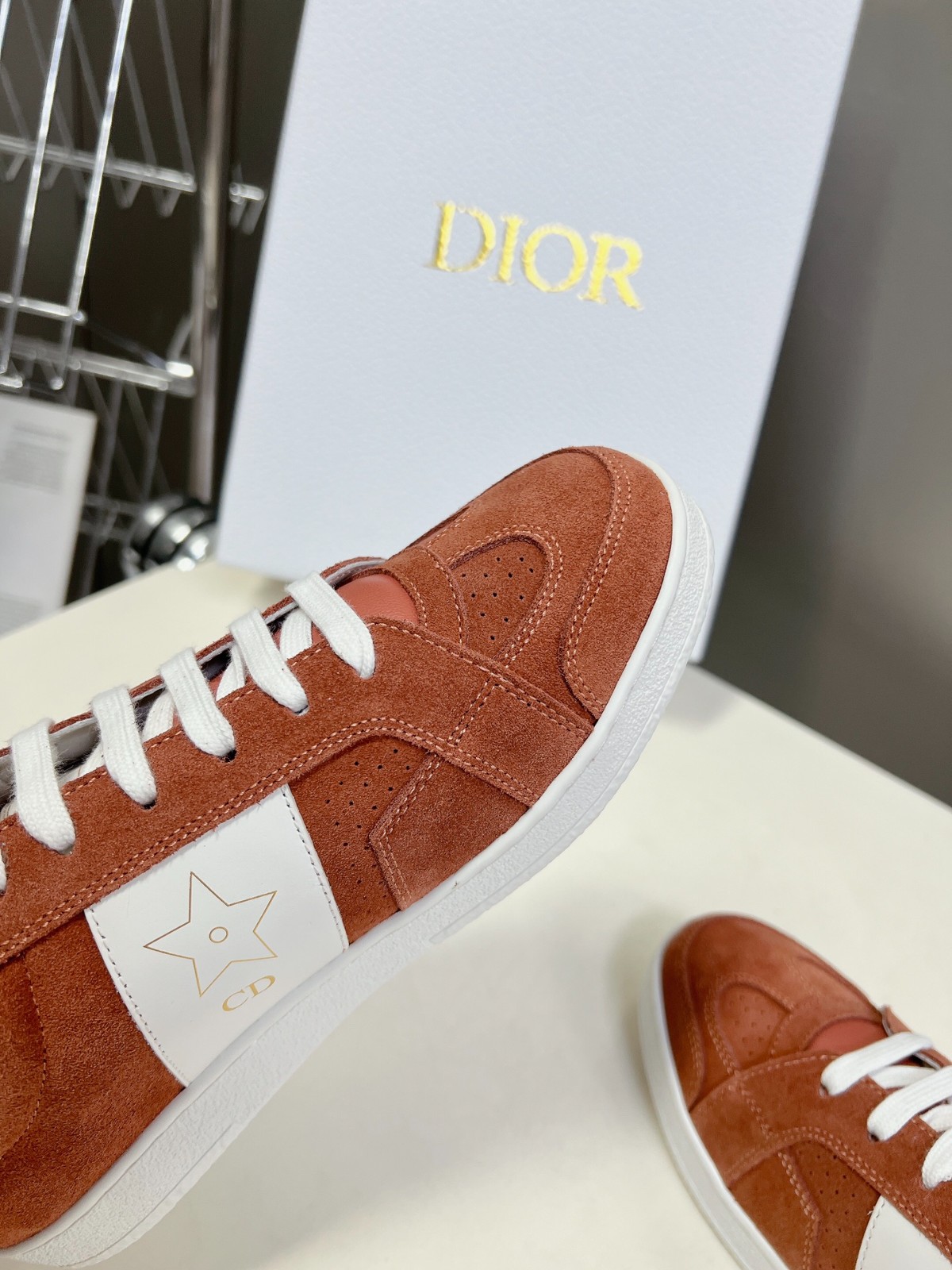 025 37123120 SIZE 35-41