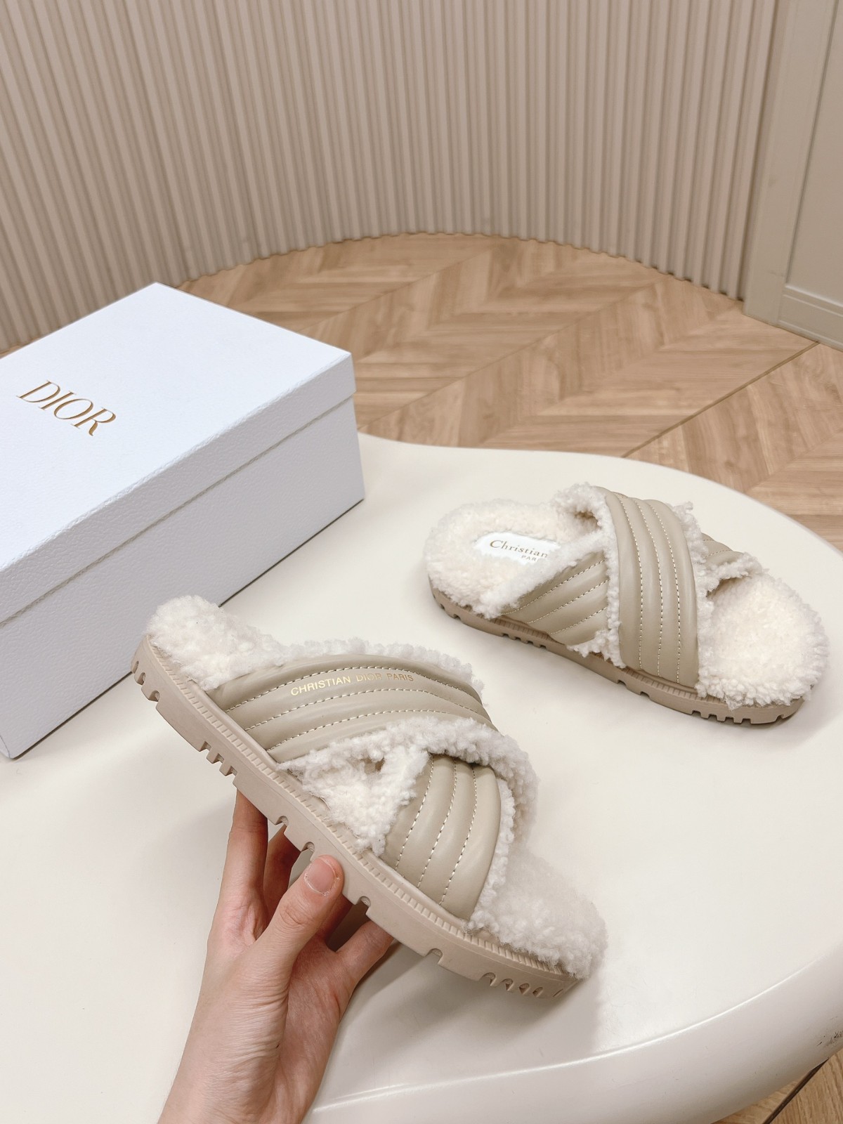 008 33123111 SIZE 35-41