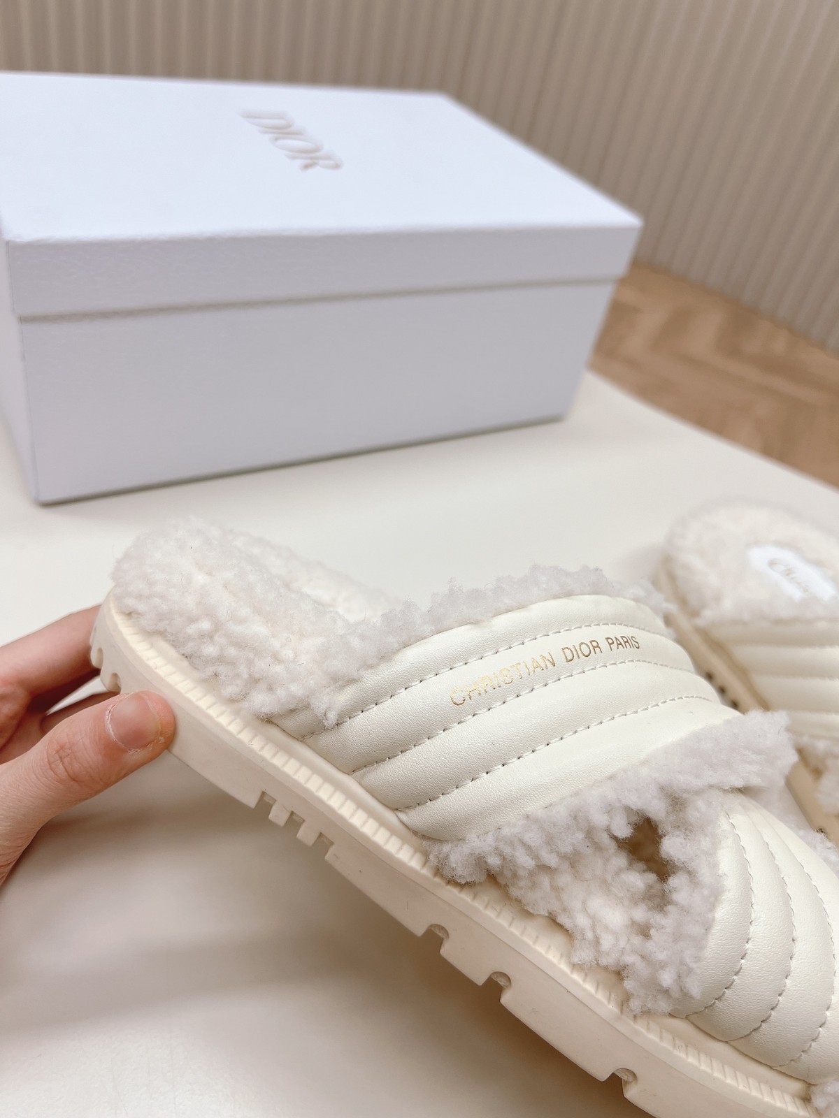 006 33123111 SIZE 35-41