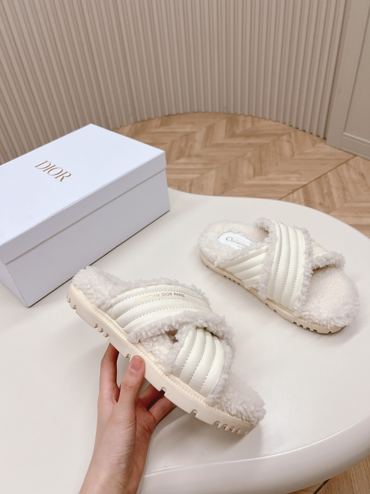 006 33123111 SIZE 35-41