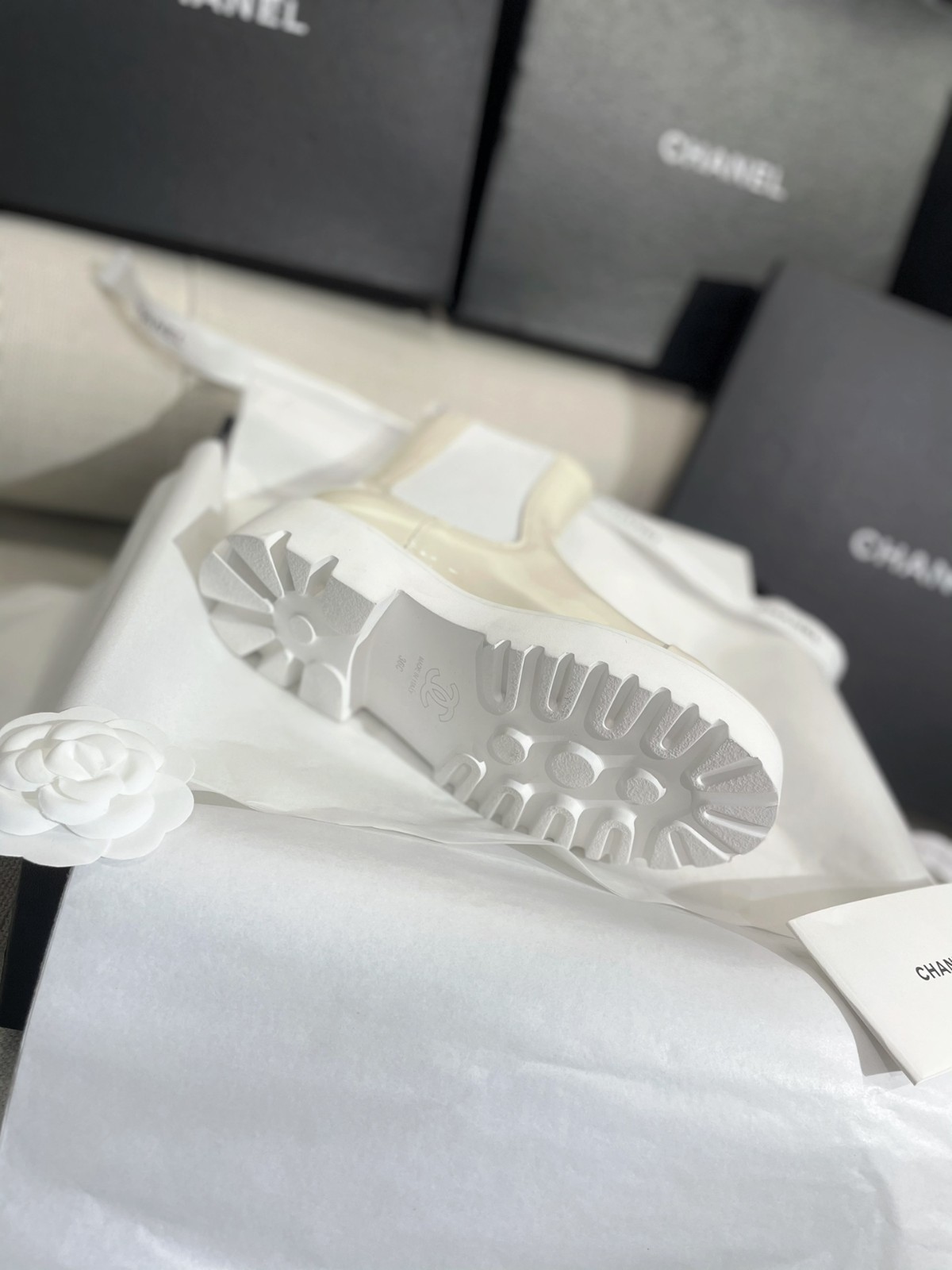 053 38123123 SIZE 35-40