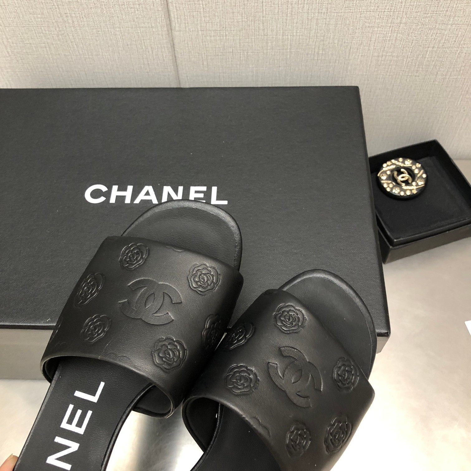 100 30123104 SIZE 35-41