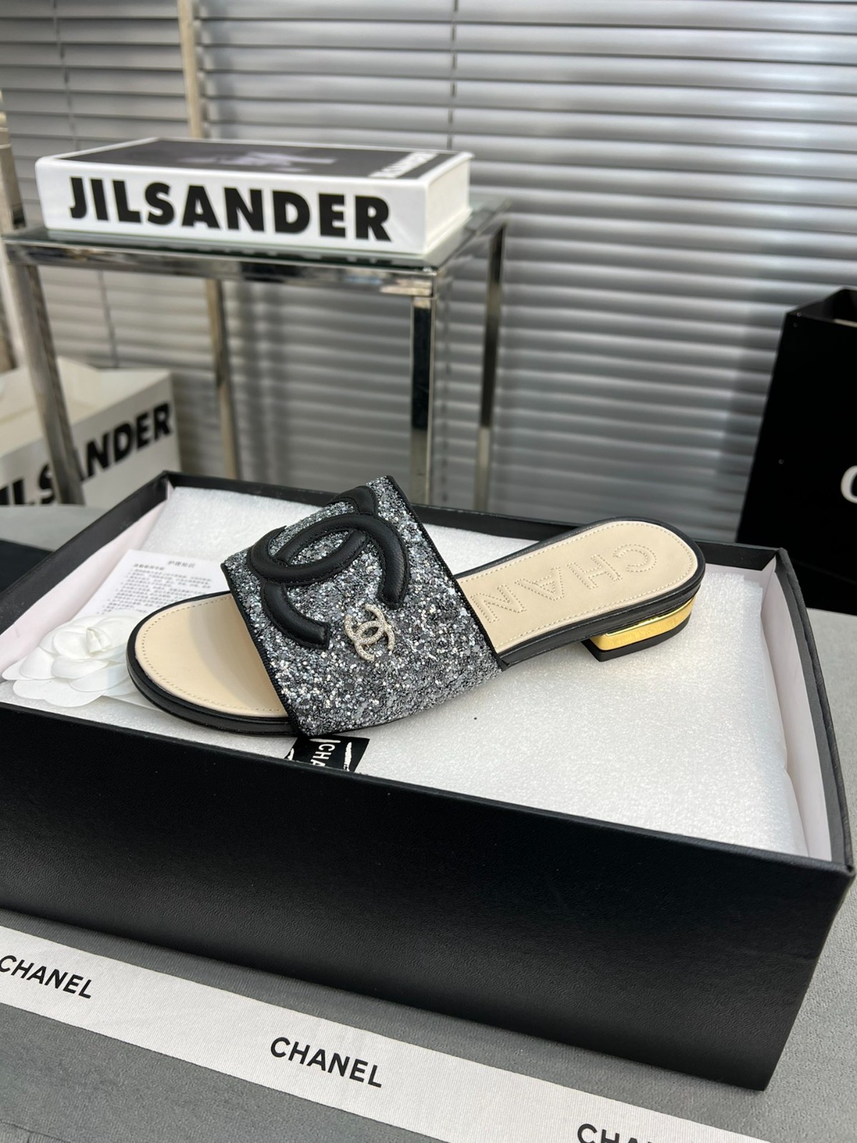 089 31123106 SIZE 35-41