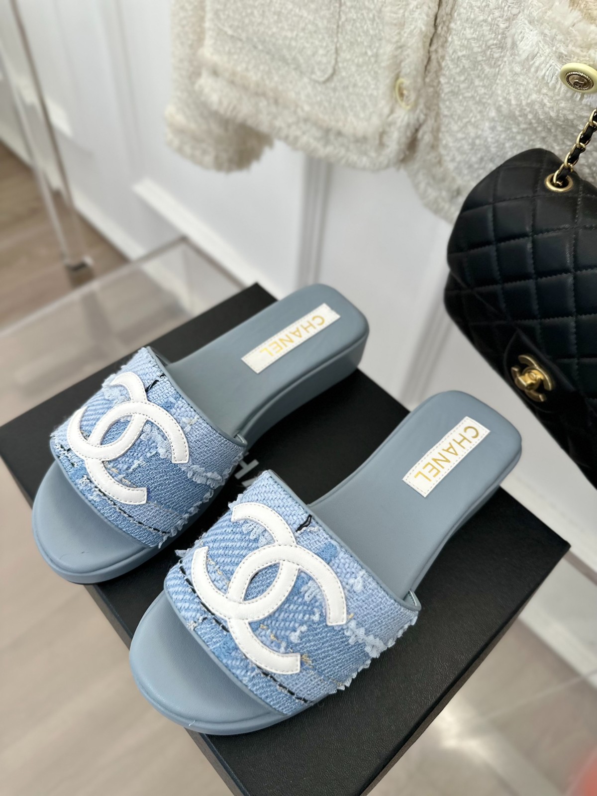 062 24123090 SIZE 35-41