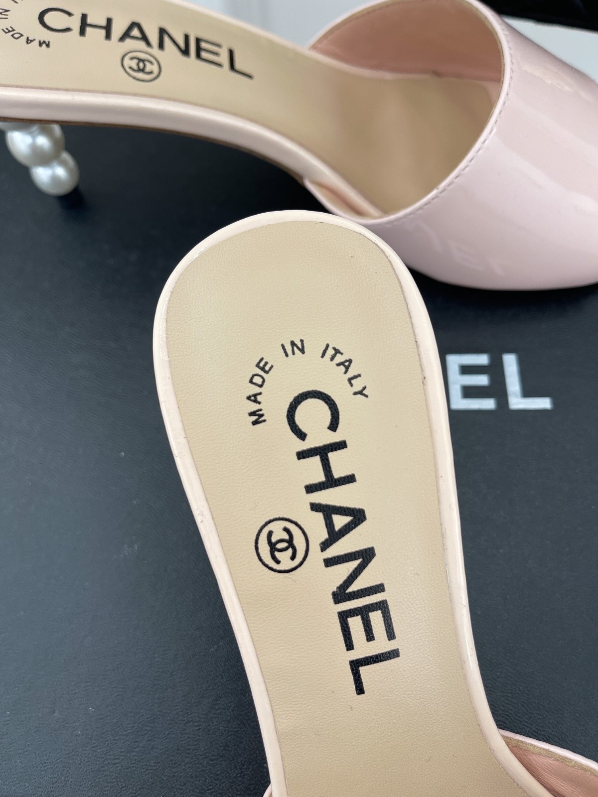 006 33123111 SIZE 35-41