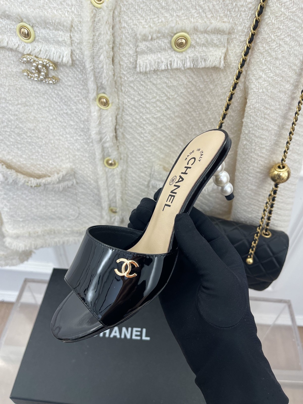 005 33123111 SIZE 35-41