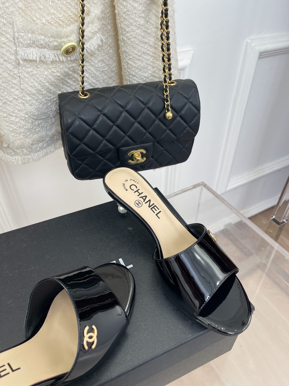 005 33123111 SIZE 35-41