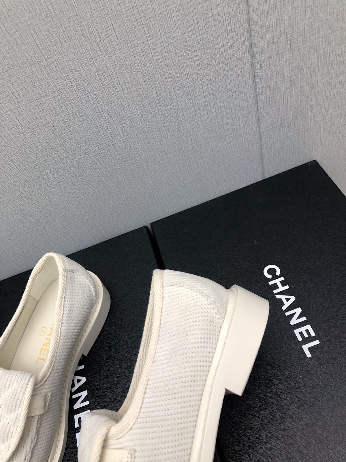 050 33123111 SIZE 35-41
