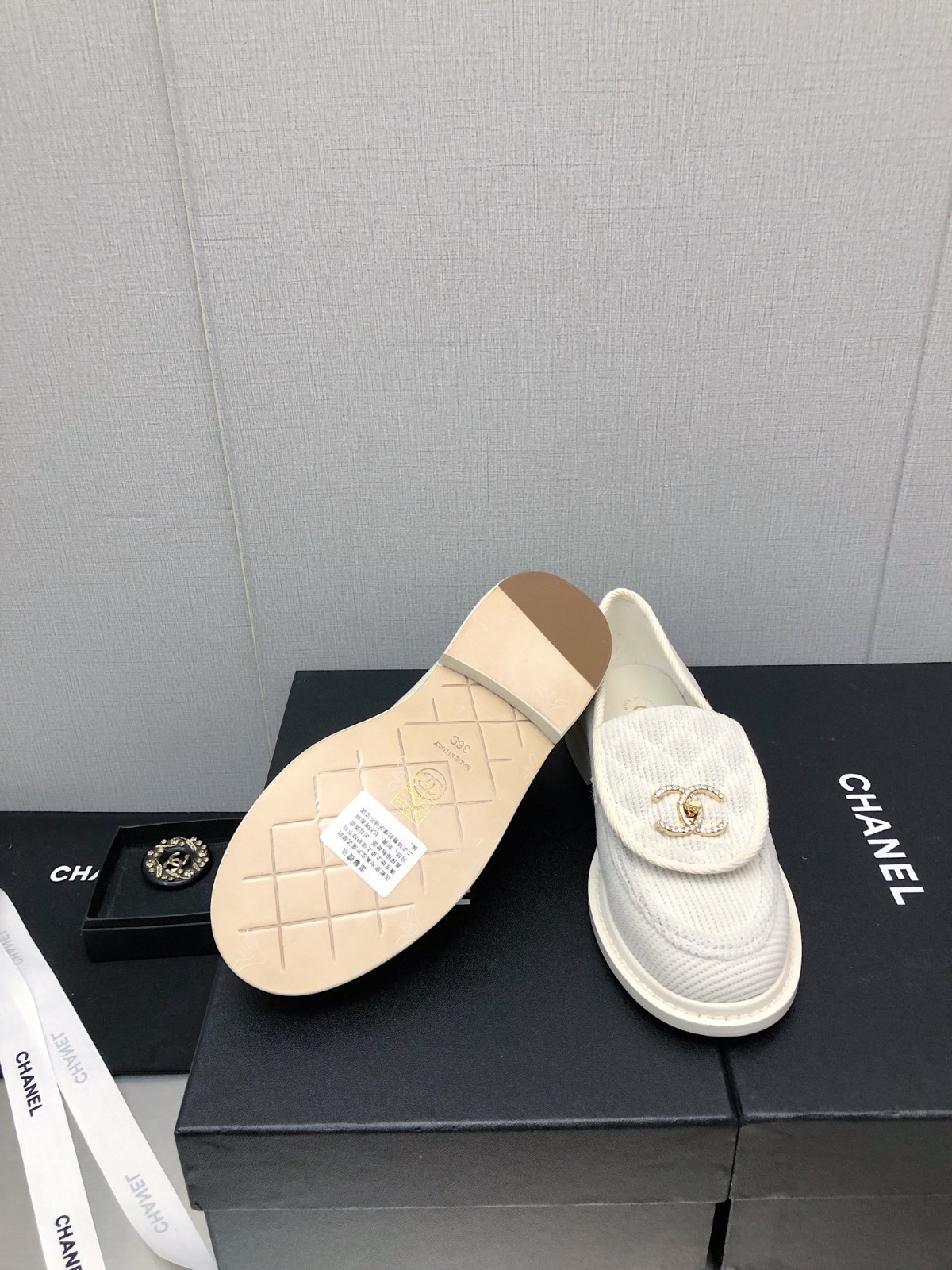 050 33123111 SIZE 35-41